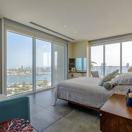 Luxurious Topspot With 21st Floor Views * Cartagena