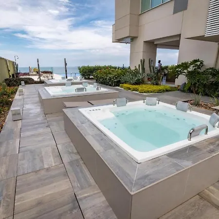 Luxurious Topspot With 21st Floor Views