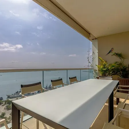 Apartment Luxurious Topspot With 21st Floor Views Cartagena