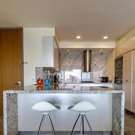 Luxurious Topspot With 21st Floor Views Apartamento *